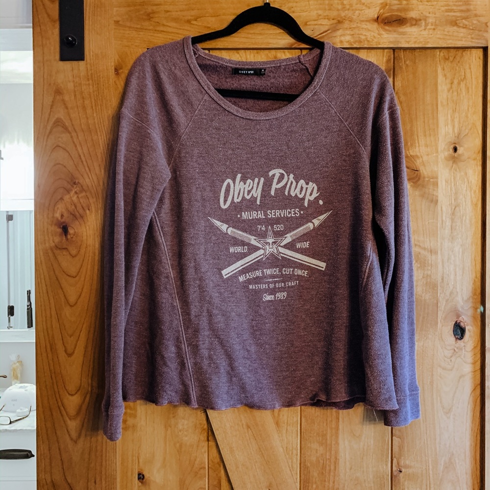 5/$20⭐️Obey Sweatshirt